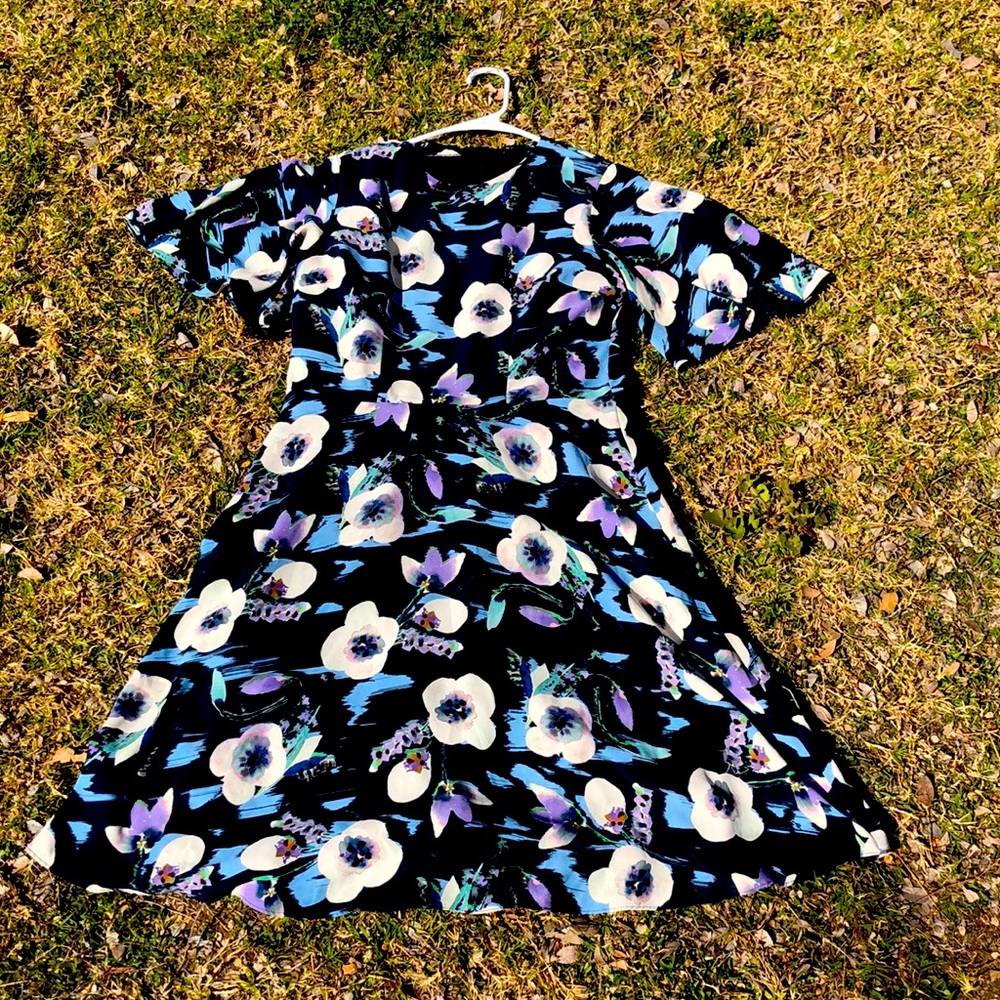 Size 4 floral dress.